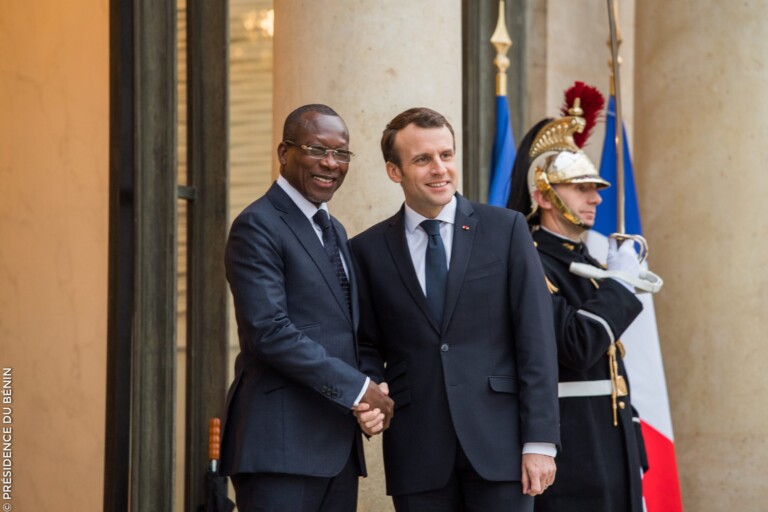 Bénin: après la lettre de Macron à Patrice Talon, Benoît Illassa réclame l’expulsion de l’ambassadeur français