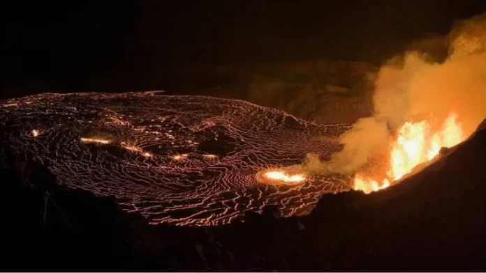 Le volcan Kilauea entre en Ã©ruption @AFP